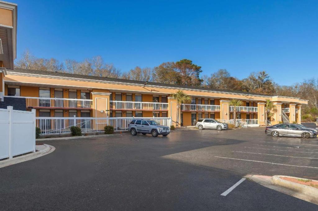 Rodeway Inn Lumberton Exterior foto